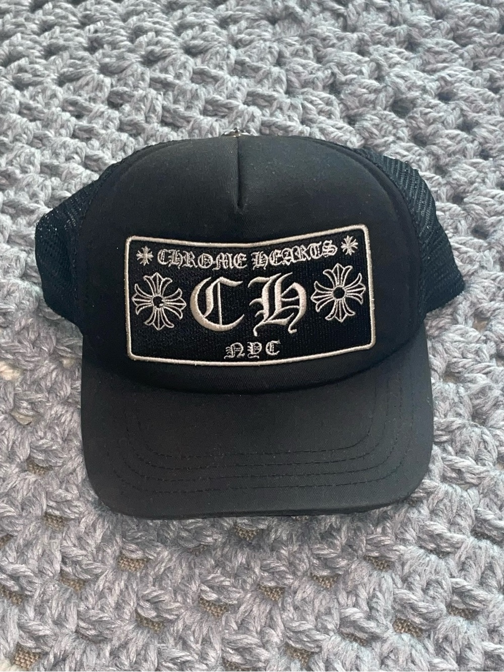 Chrome Hearts CH New York City Trucker Hat,
Black/Black